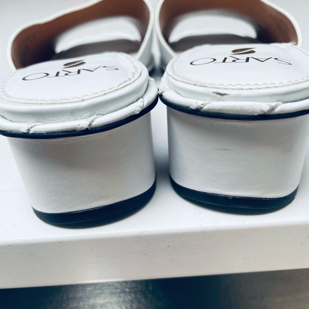 Franco Sarto White Sandals - Picture 3 of 10
